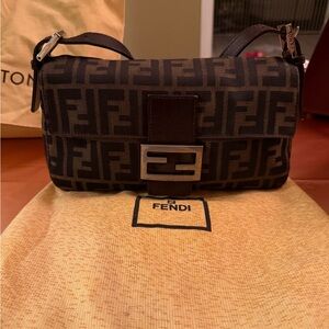 Authentic Fendi Baguette for sale! Excellent condition! Very trendy!